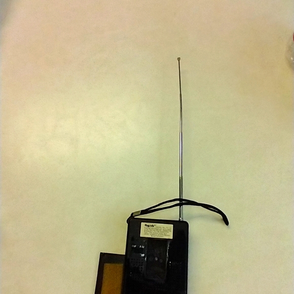 Rhapsody AM/FM Handheld Radio - Picture 8 of 8